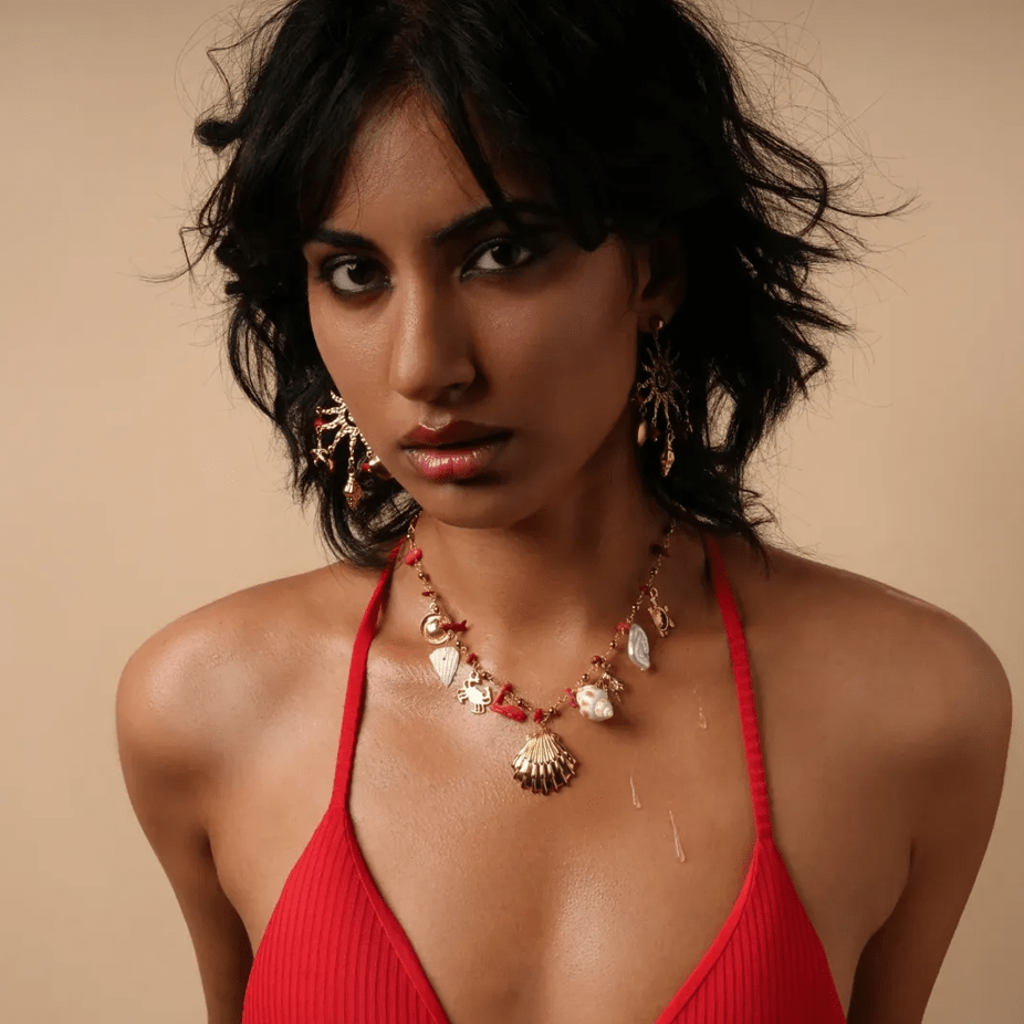 Yasmine Ka.